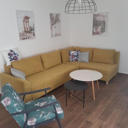 Home Apartment Luna Skopje Ngoại thất bức ảnh